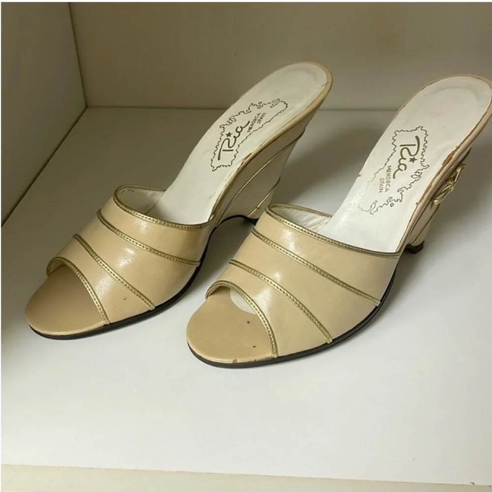 Ria Menorca Women’s Cream With Gold Wedge Heel